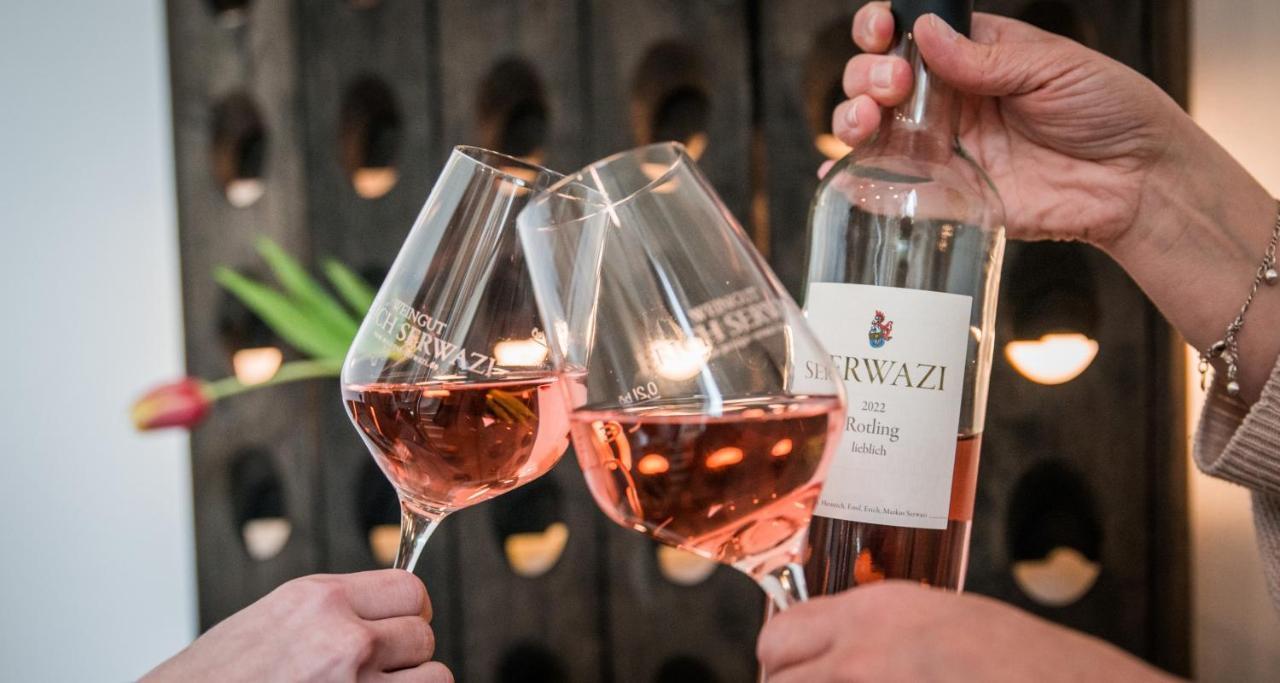 Gasthof Weingut Erich Serwazi *